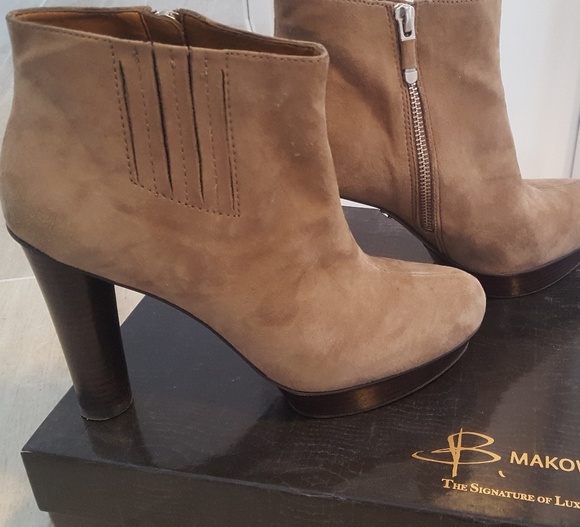 Ankle boot - Picture 1 of 5